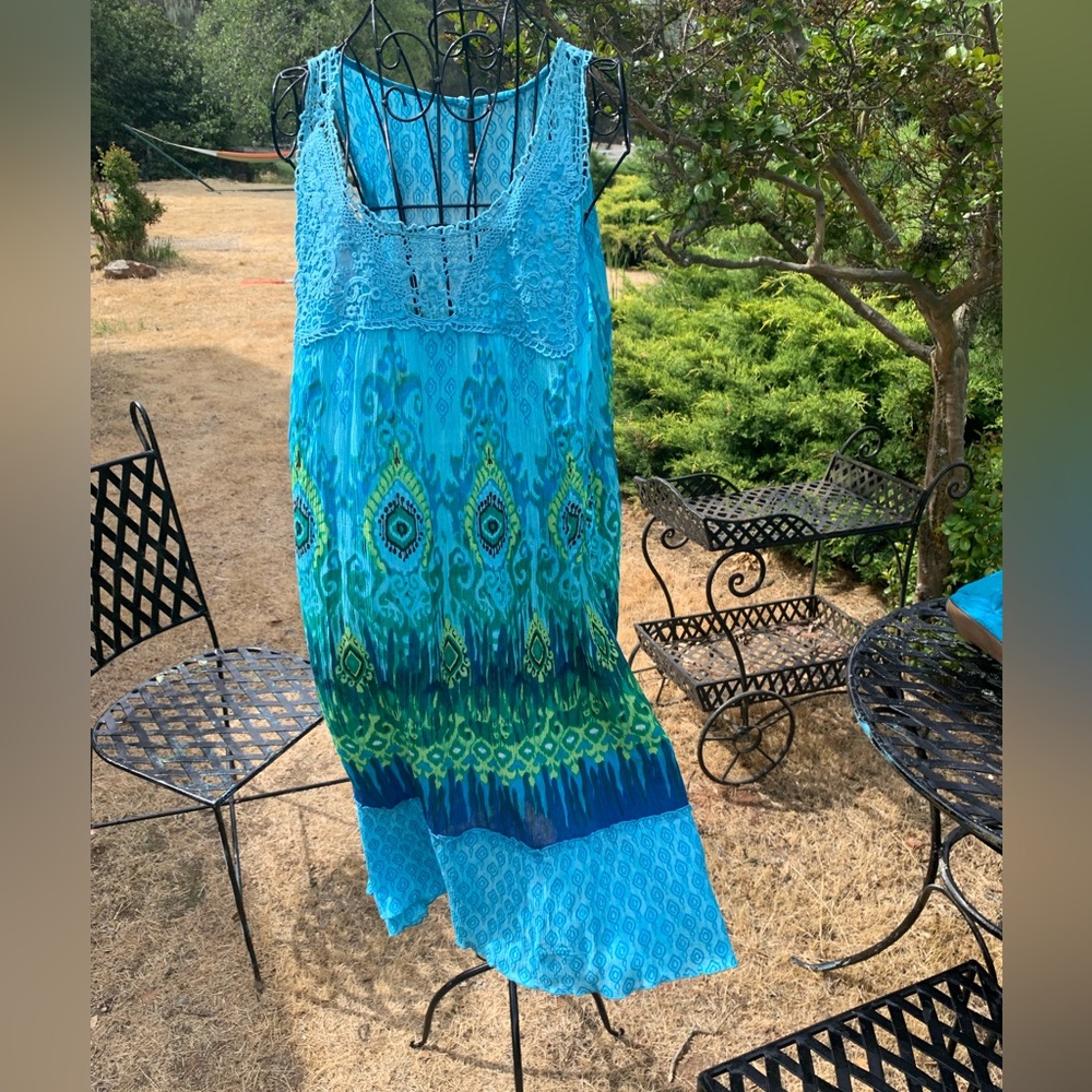 Bohemian Blue and Green Sleeveless Dress - Picture 2 of 7